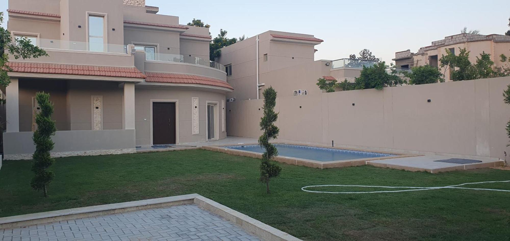New Furnitured With Swimming Pool And Garden At King Mariot Vila *
