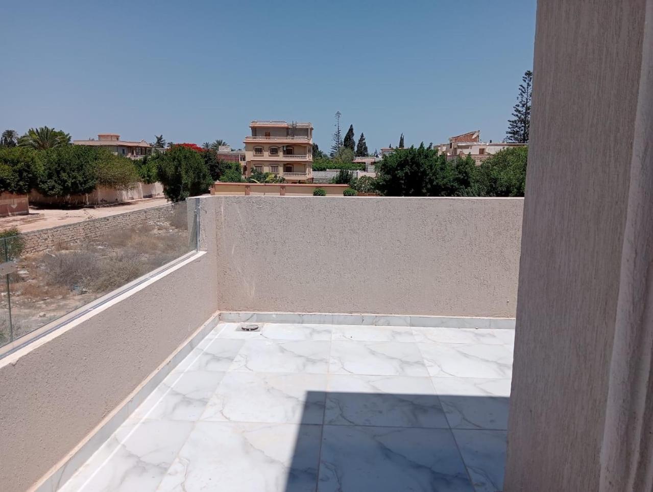 New Furnitured With Swimming Pool And Garden At King Mariot Vila *