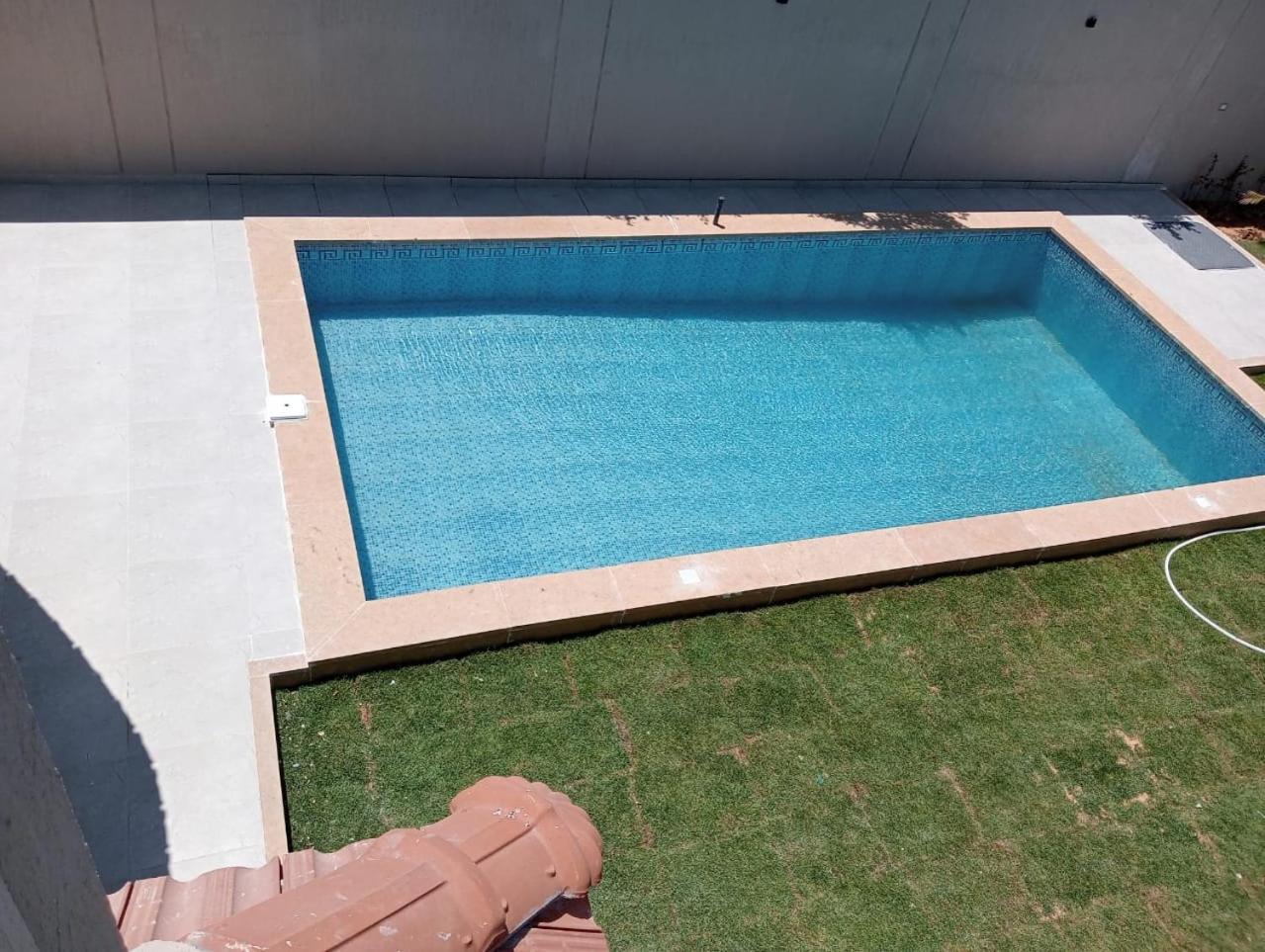 New Furnitured With Swimming Pool And Garden At King Mariot Vila